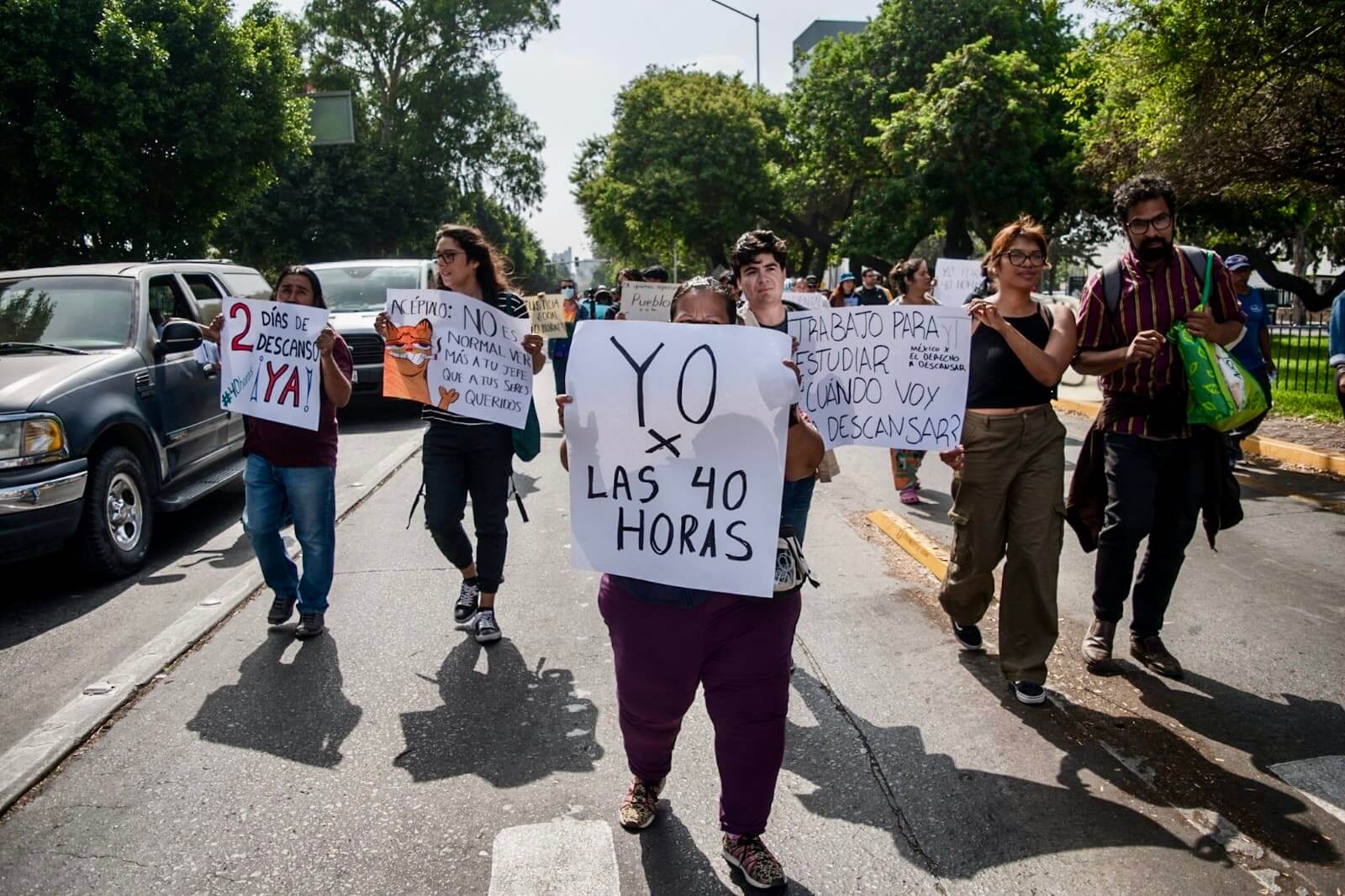 Tijuanenses exigieron la reducción de la jornada laboral en México