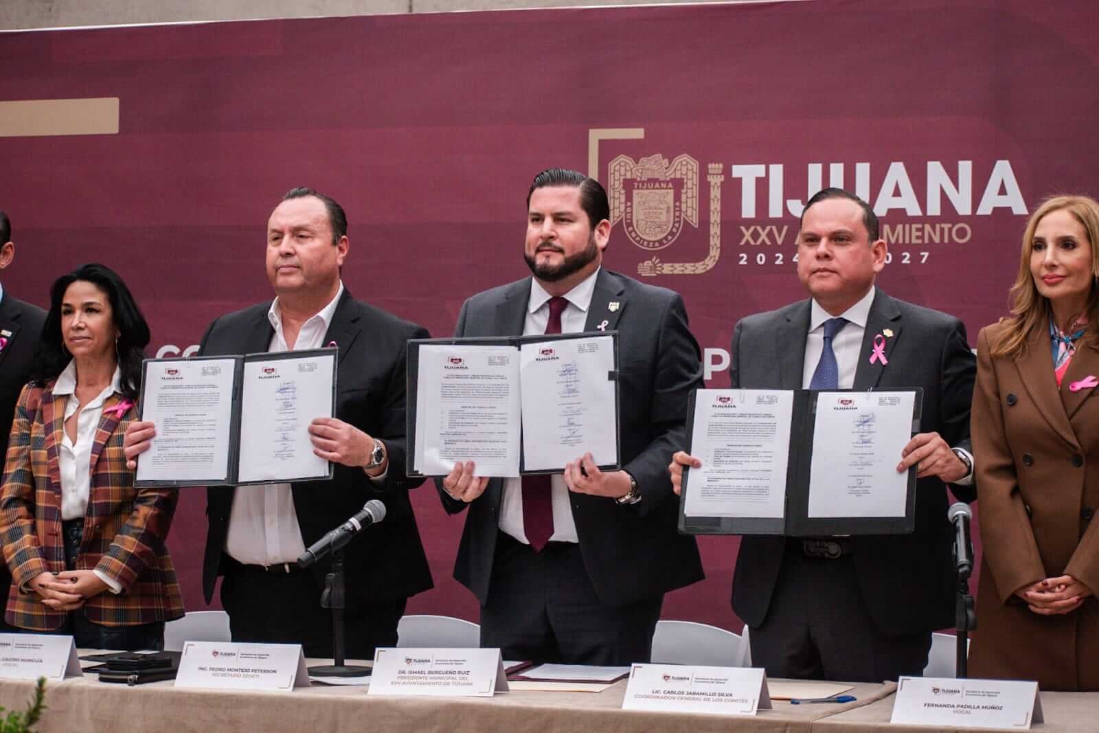Alcalde de Tijuana tomó protesta al Consejo Consultivo Empresarial