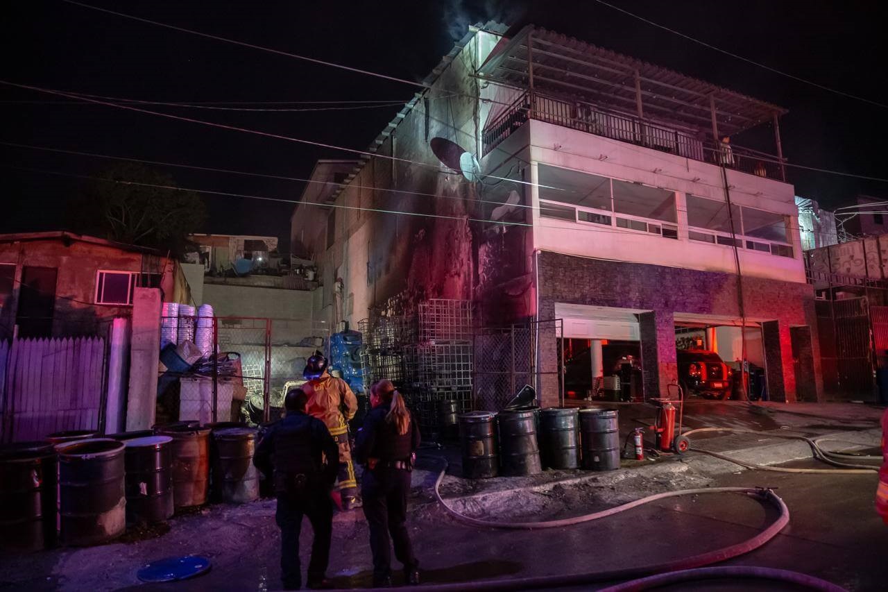 Incendio de comercio en Tijuana