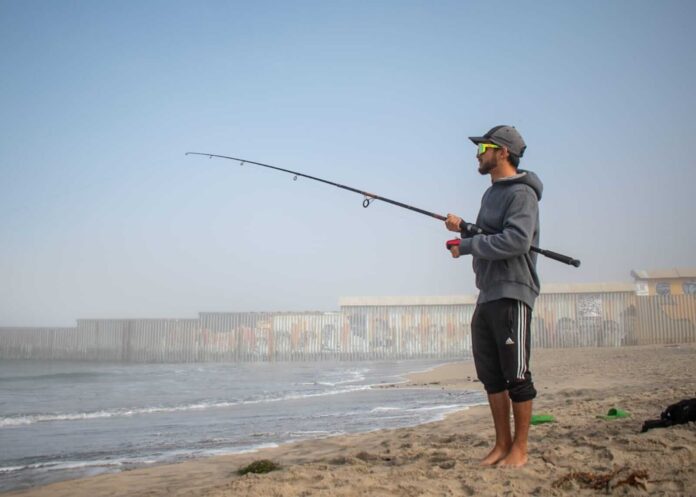 Pescador en Playas de Tijuana