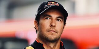 “Checo” Pérez llegó a la celebración de los 75 años de la F1.