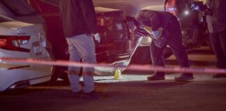 Asesinaron a un abogado en un estacionamiento de Mexicali.