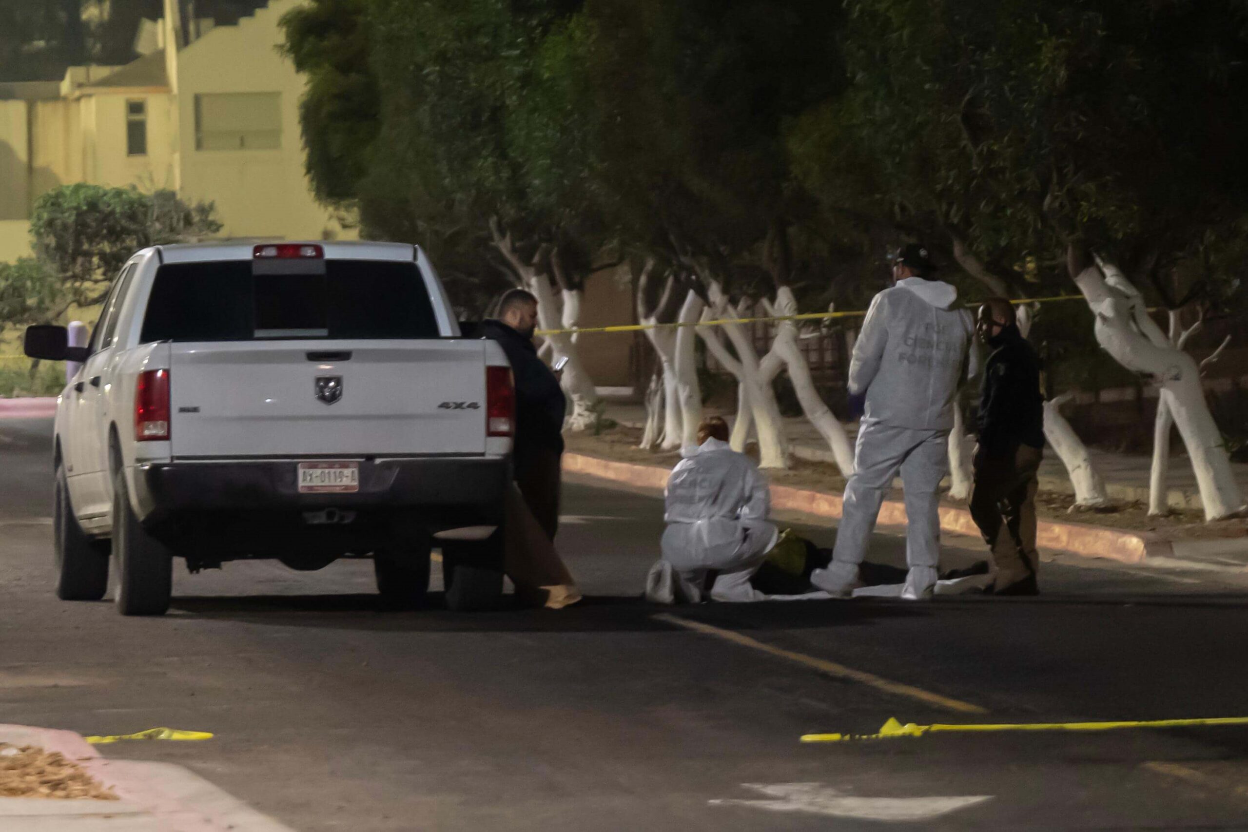 Mataron a quien cuidaba la calle entre el muro y plaza monumental de Playas de Tijuana.