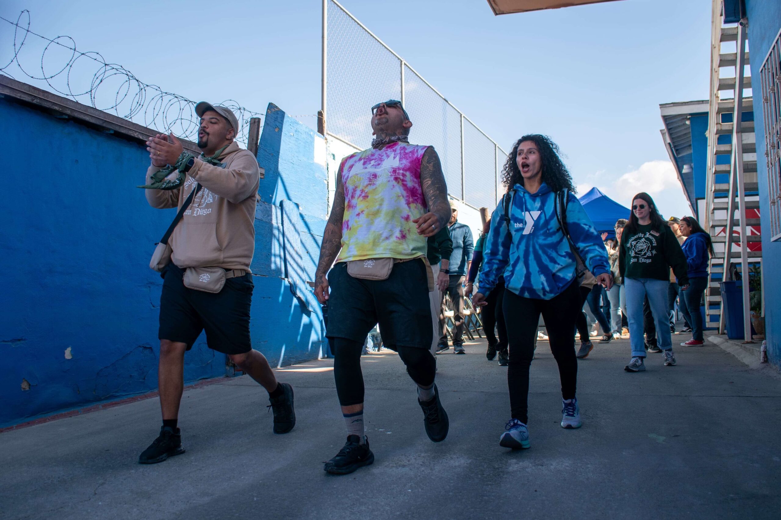 Realizaron caminata binacional para concientizar sobre juventudes en situación de calle