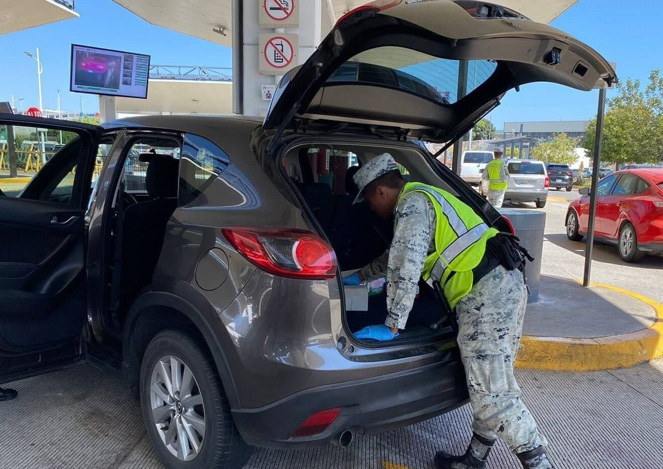 Revisión en aduana mexicana