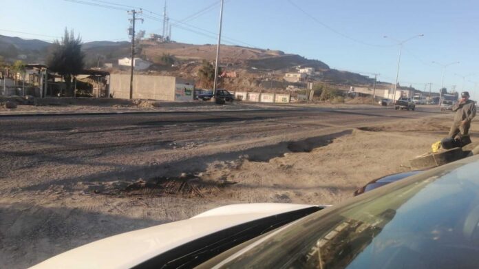 Libre carretera Tijuana-Tecate