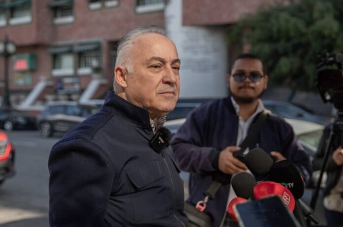 Roberto Quijano Castigo a policías ladrones
