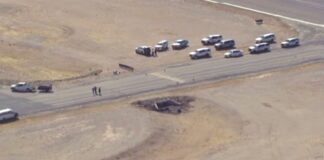 Dos personas murieron tras colisión de avionetas en Arizona.