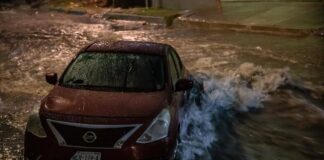 UBER quiso ganarle al agua en el cañón del pato de Tijuana.