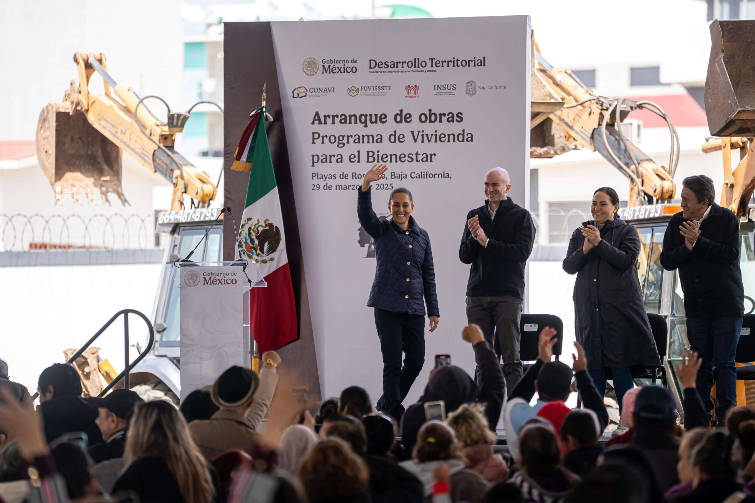 7 de cada 10 mexicanos aprueban a Sheinbaum en su primer año: Mitofsky.
