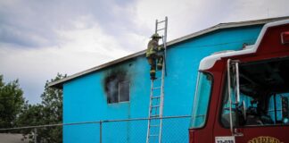 Incendio consumió un centro de rehabilitación en Tijuana.