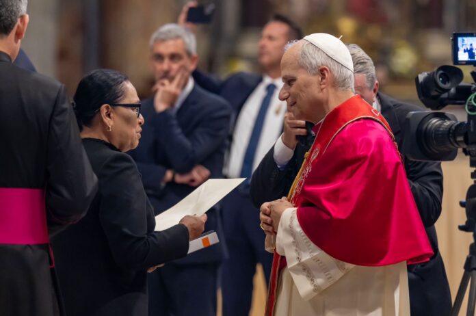 Invitación al Papa para visitar México .