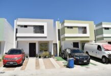 Protección Civil retiró sellos de riesgo en 28 casas de Santa Fe en Tijuana.