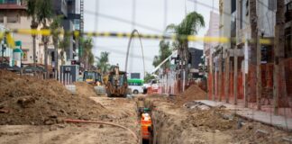 Obras de CESPT para la nueva plaza publica en la «Revu» terminarán en septiembre.
