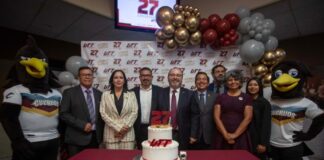 La UTT celebró sus primeros 27 años con récord de alumnos inscritos.
