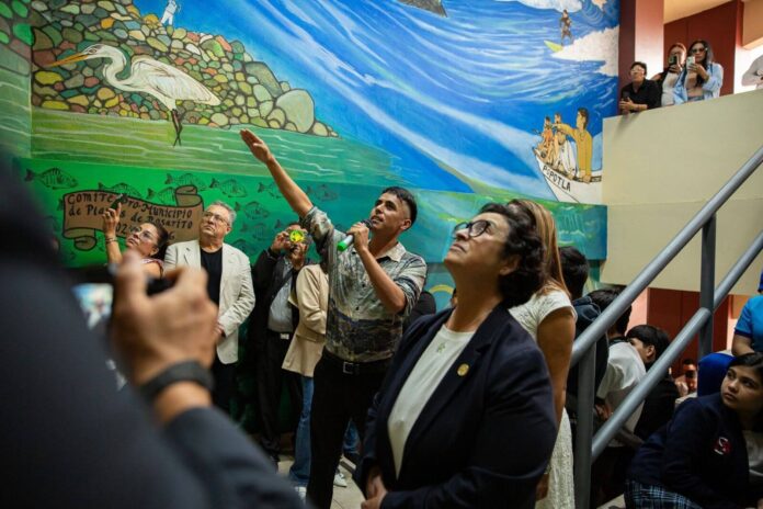 Así es el nuevo mural en la Casa Municipal de Rosarito
