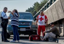 Mujer atropelló a auxiliar vial en garita de San Ysidro
