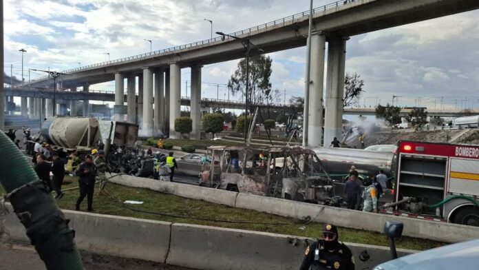 Explosión pipa gas México .