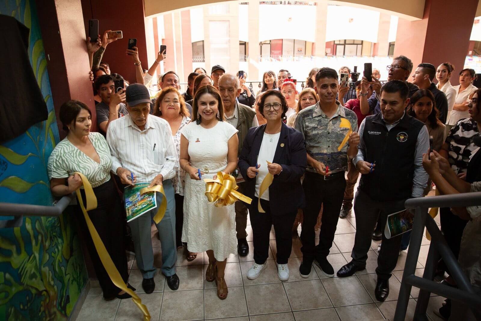 Mural “Arraigo Rosaritense” en Casa Municipal