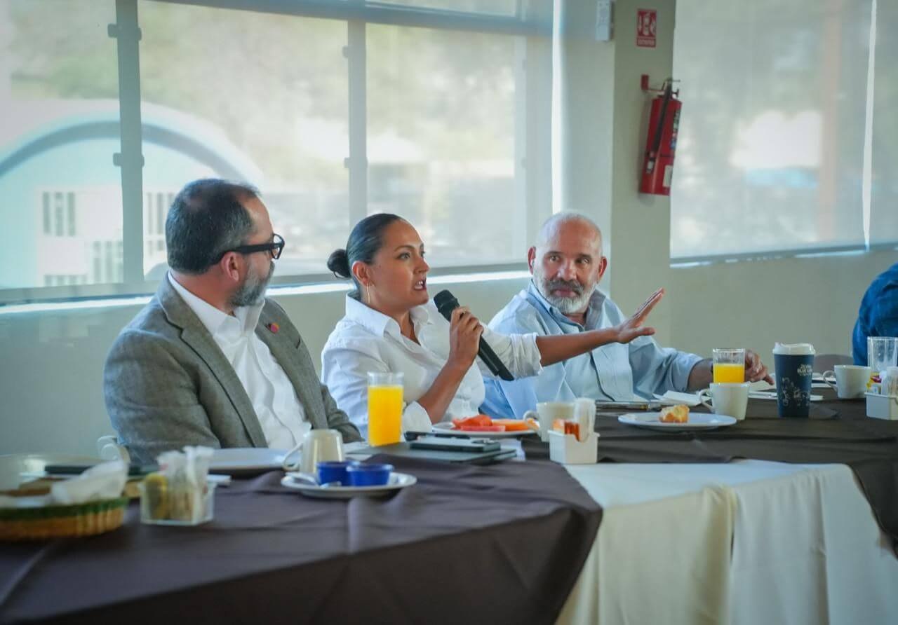 Reunión en CANIRAC de Tijuana