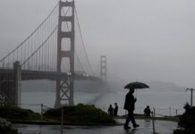 Río atmosférico mantiene en alerta máxima a California.