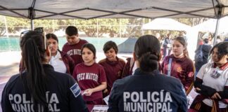 Realizan feria contra adicciones y salud en secundaria de Tijuana.