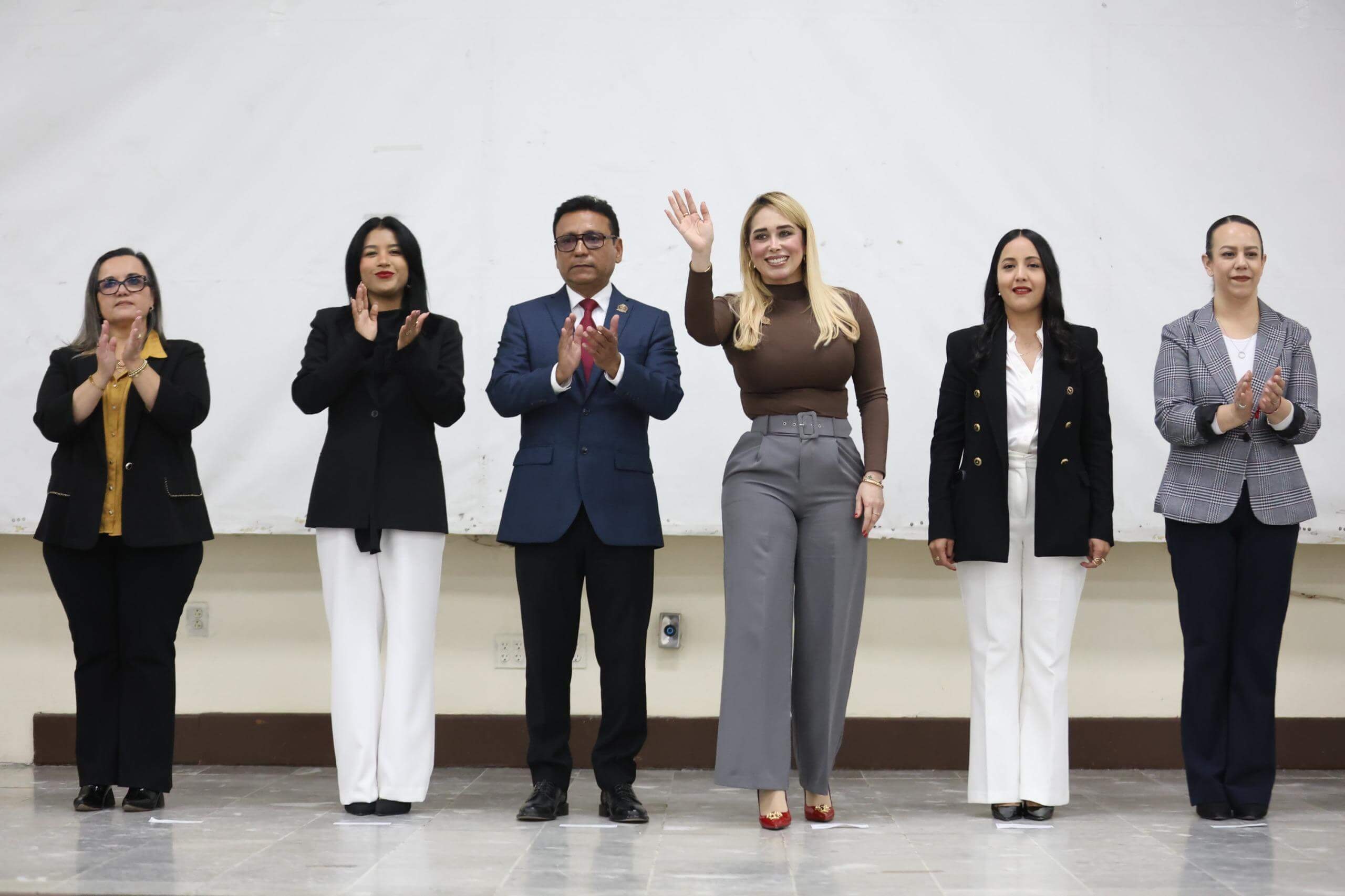 Capacita Sindicatura a personal educativo sobre su declaración patrimonial