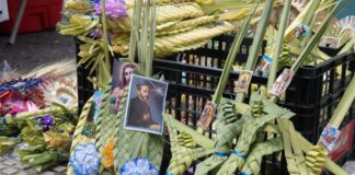 Gran afluencia de fieles por el Domingo de Ramos en Tijuana.
