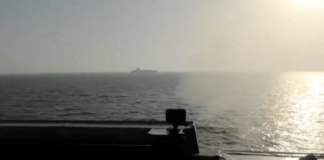 EUA interceptó buque iraní en el golfo de Omán.