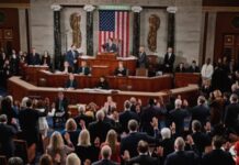 Republicanos en el Congreso acuerdan plan para poner fin al cierre parcial del DHS que afecta aeropuertos.