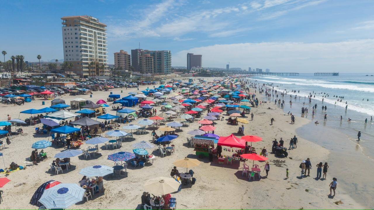 Turistas en Rosarito