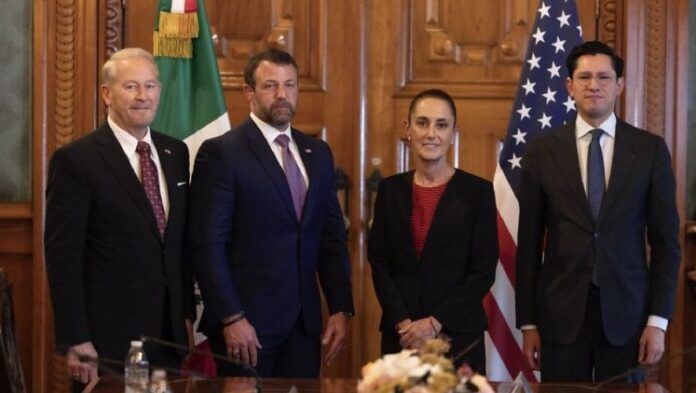 Sheinbaum con autoridades seguridad EUA