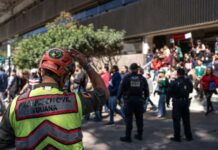 Evacúan Palacio Municipal de Tijuana durante el simulacro sísmico nacional.