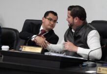 Aprueban licencia a Burgueño y asume Abdiel Gutiérrez como alcalde de Tijuana.