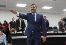 Ramón Vázquez tomó protesta como nuevo secretario de Gobierno en Tijuana.