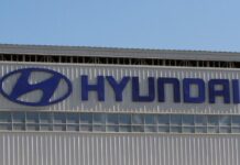 Inspeccionan planta Hyundai tras muerte de trabajador en Tijuana.