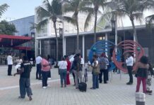 Miles de haitianos enfrentan posible deportación en Estados Unidos.