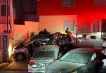 Fuerte accidente dejó una persona sin vida y varios lesionados este domingo. Aparatoso accidente en Tijuana dejó una persona sin vida y varios lesionados