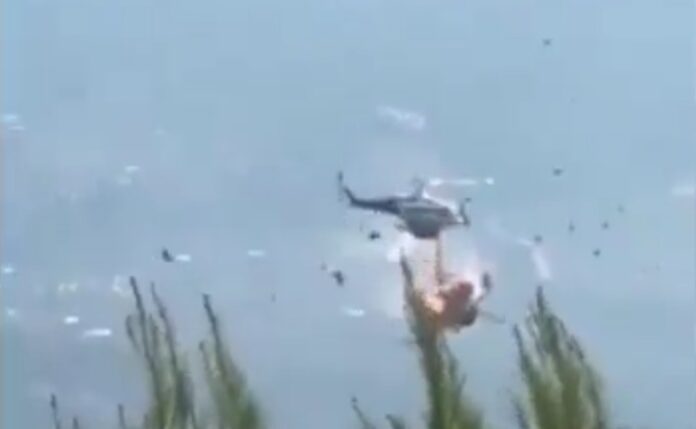 Choque helicópteros .