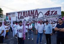Más de 10 mil participan en marcha por la soberanía en Mexicali.