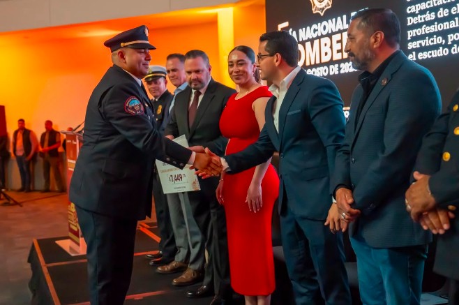 Reconocimiento Bomberos aniversario