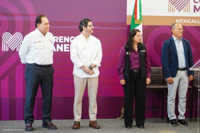 Renuncia funcionarios estatales