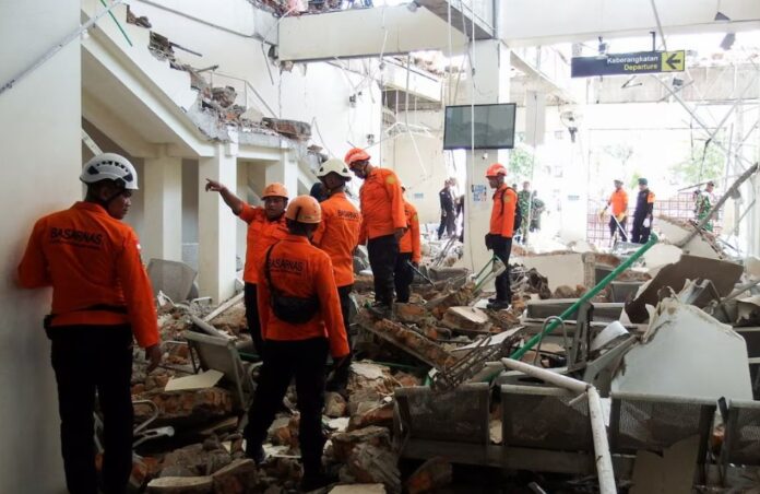 Rescate terremoto Indonesia .