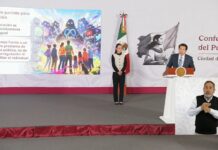 Sheinbaum anuncia medidas contra adicción a redes sociales en escuelas para el ciclo escolar 2026-2027.