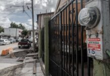 Aumentan a 77 las viviendas con engomado rojo en la Sánchez Taboada.