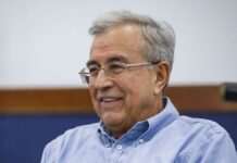 Morena se deslindó del regreso de Rocha Moya a gubernatura de Sinaloa, legisladores piden reconsiderar decisión.