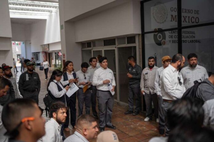 Trabajadores Telnor despedidos .