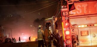 En plena condición Santa Ana incendio deja dos muertos.