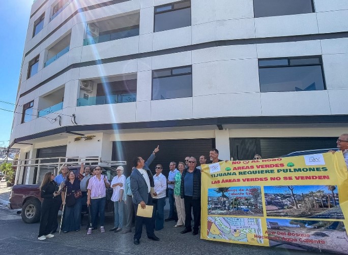 Manifestación Vecinos Agua Caliente