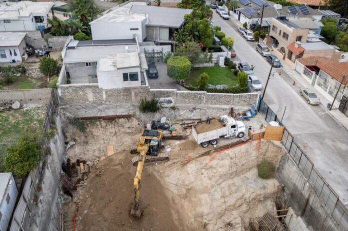 Obras colonia Cacho afectaciones vecinos .